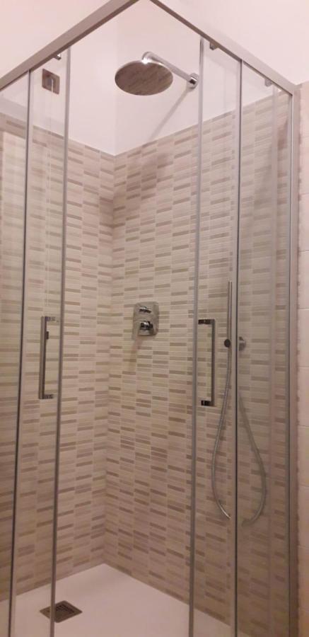 Casa Vacanze Ester برنزوني سول جاردا المظهر الخارجي الصورة