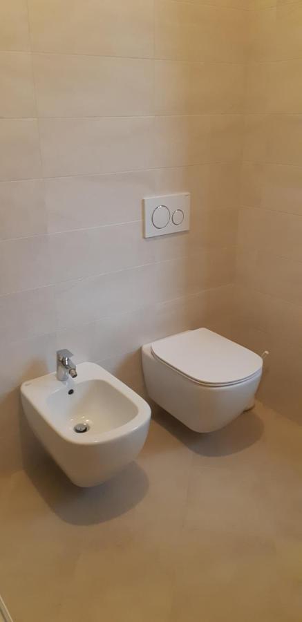 Casa Vacanze Ester برنزوني سول جاردا المظهر الخارجي الصورة